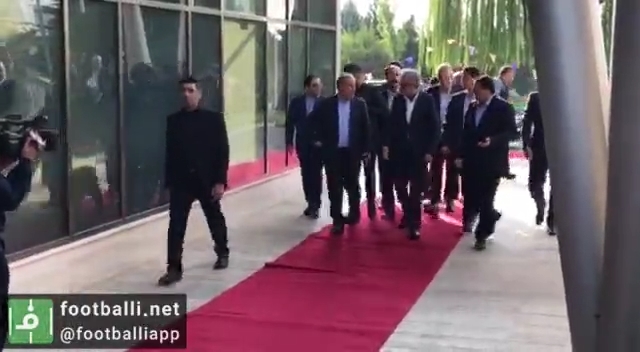 اختصاصی/ ورود شیخ سلمان رئیس کنفدراسیون فوتبال آسیا به ساختمان پک