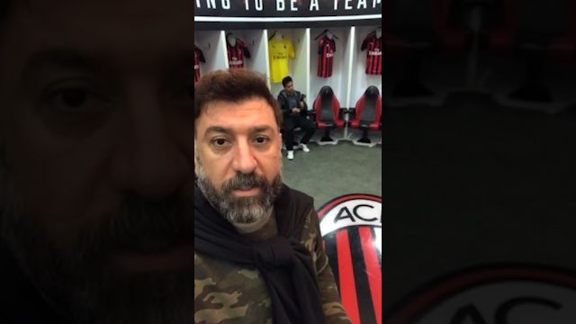 حضور علی انصاریان در رختکن میلان