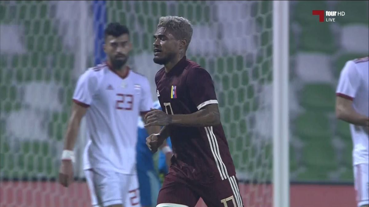 گل اول ونزوئلا به ایران (ماچیس)