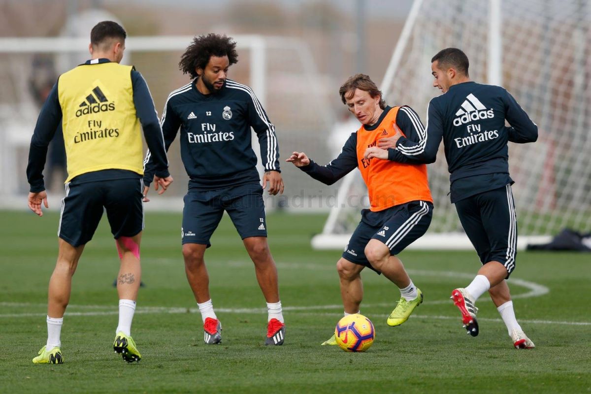 تمرین رئال مادرید برای بازی مقابل ایبار