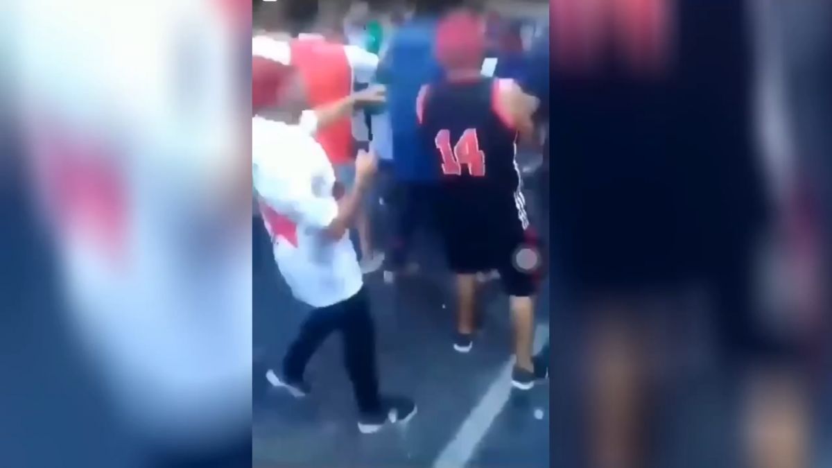 کشتن خوک و حرکات زشت و بیرحمانه هواداران ریورپلاته