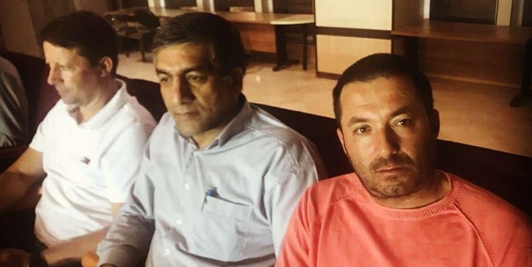 خلوتترین نیمکت لیگ برتر/ شرایط عجیب باشگاه نفت آبادان