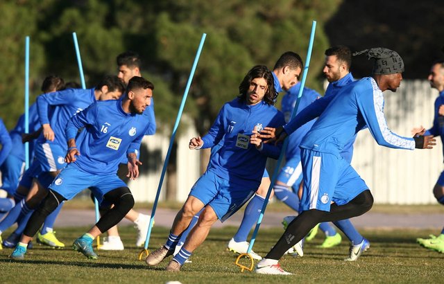 اختصاصی / چشم بادامی ها هم از گزینه های استقلال هستند