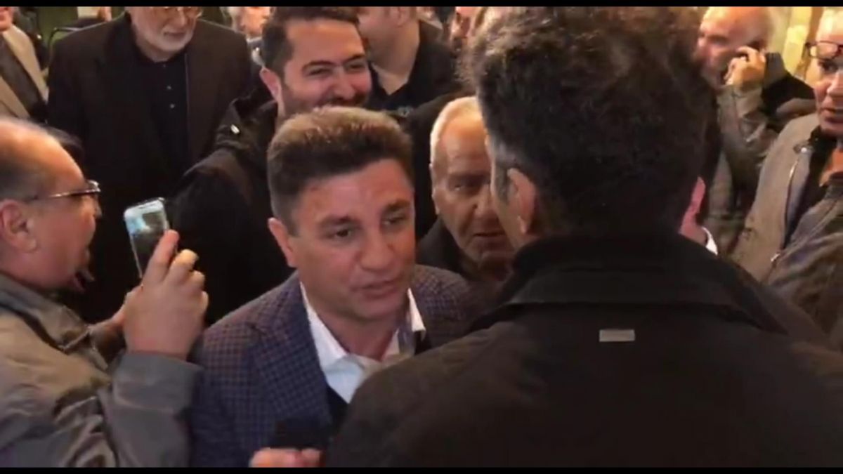 اختصاصی/ مواجهه عادل فردوسی پور و امیر قلعه نویی در مراسم ختم ایرج دانایی فرد