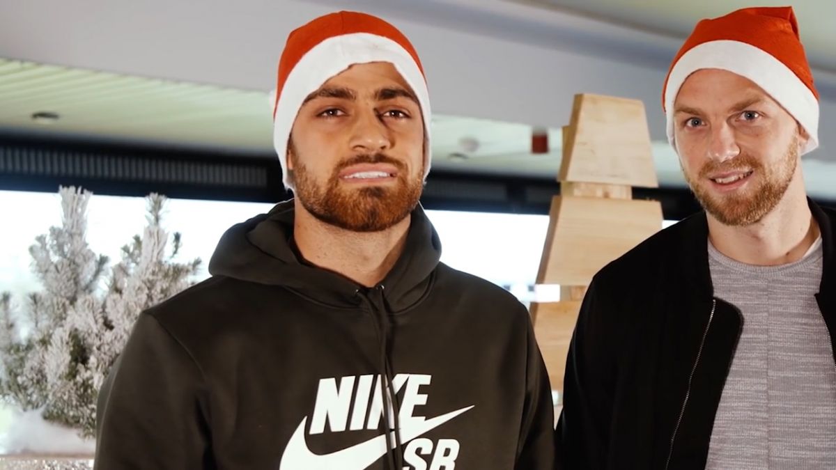 تبریک کریسمس بازیکنان یوپن بلژیک با حضور پورعلی گنجی