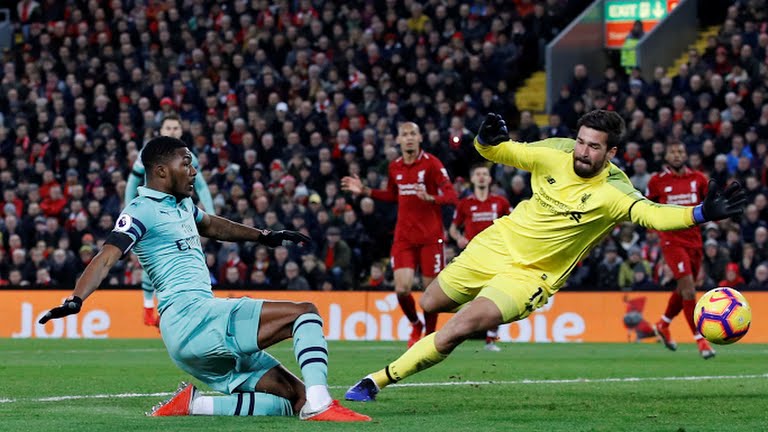 گل اول آرسنال به لیورپول (مایتلند)