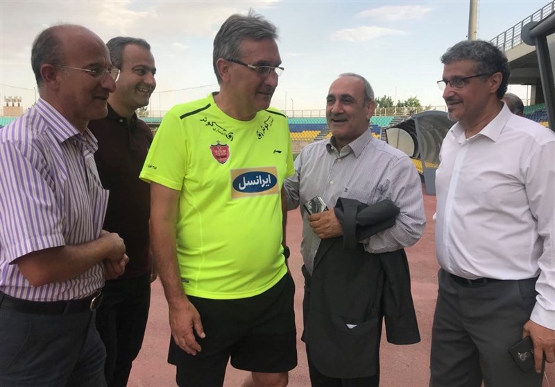 درخواست برانکو از مدیریت باشگاه پرسپولیس برای تغییر زمان بازی با نساجی