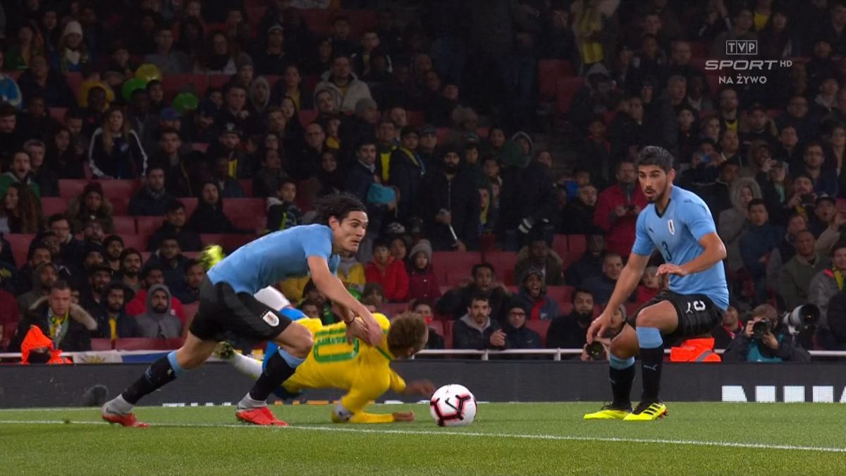 درگیری نیمار و کاوانی در بازی برزیل و اروگوئه