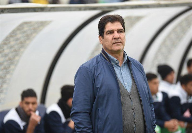 مهاجری: اگر بازیکنان خودمان را حفظ کنیم هنر کردهایم/ جذب بازیکن خوب خیلی سخت است