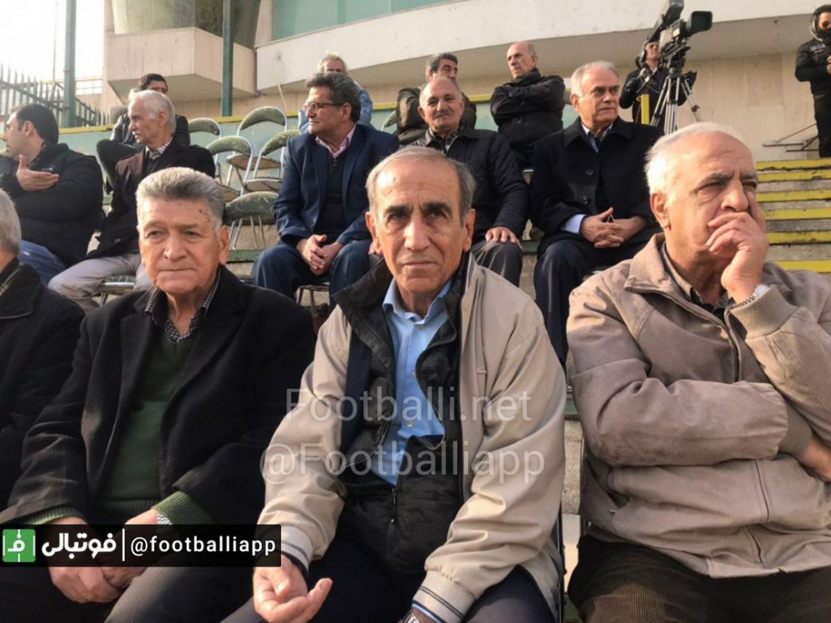 حضور على جبارى و اكبركارگر جم پيشكسوتان باشگاه استقلال در ورزشگاه شیرودی
