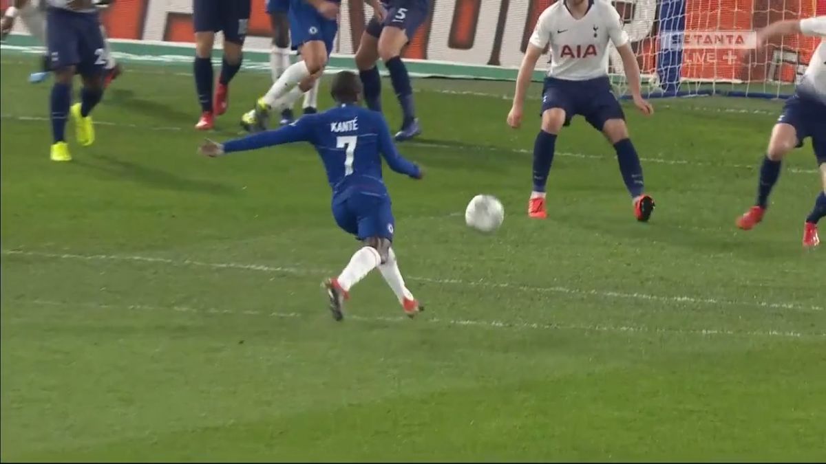 گل اول چلسی به تاتنهام (دبل لایی کانته)