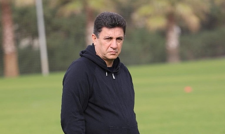 قلعه نویی: در شخصیت من نیست جواب یک آدم بیمار را بدهم