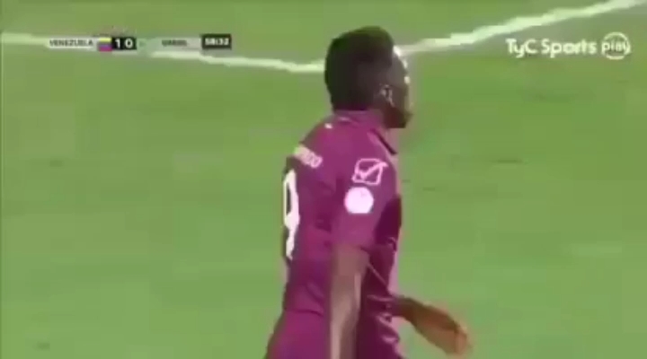 گزارش جالب و خنده دار بازی در آمریکای جنوبی