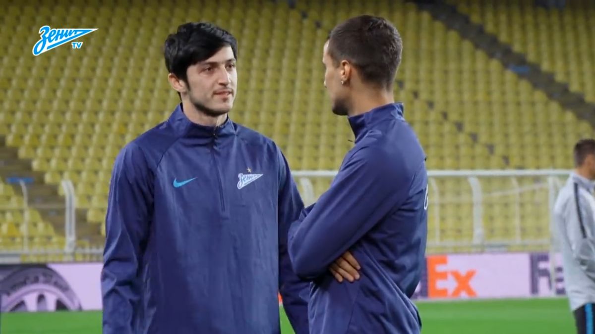 آخرین تمرین زنیت پیش از بازی با فنرباغچه با حضور سردار آزمون