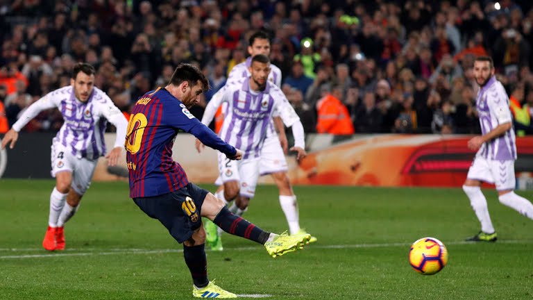 گل اول بارسلونا به وایادولید ( پنالتی مسی)