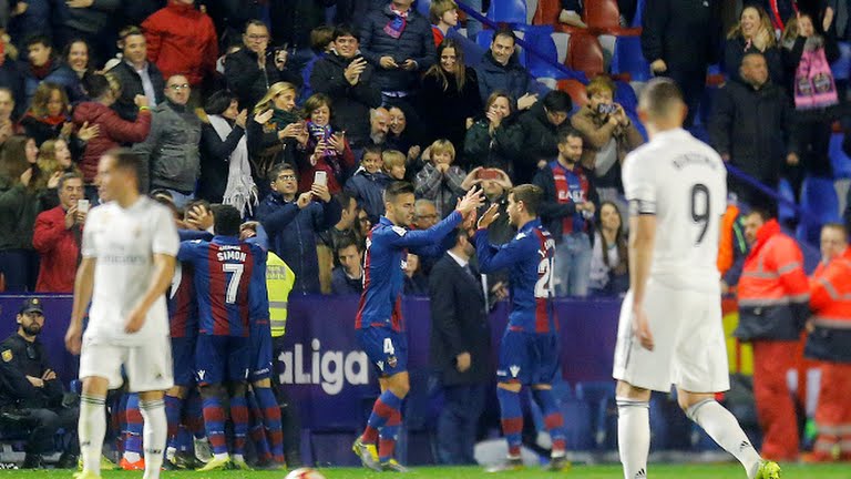 گل اول لوانته به رئال مادرید (روجر)