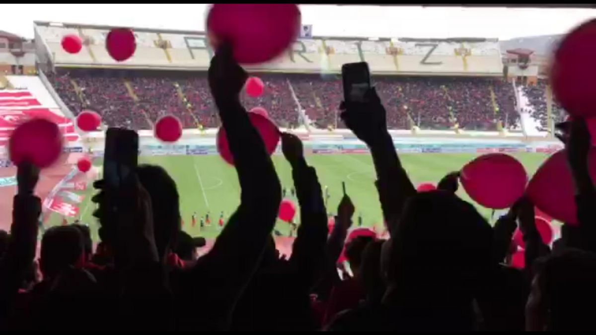 اختصاصی/ تشویق بشیکتاشی هواداران تراکتورسازی