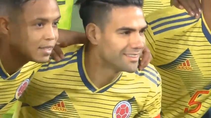 خلاصه بازی ژاپن 0-1 کلمبیا