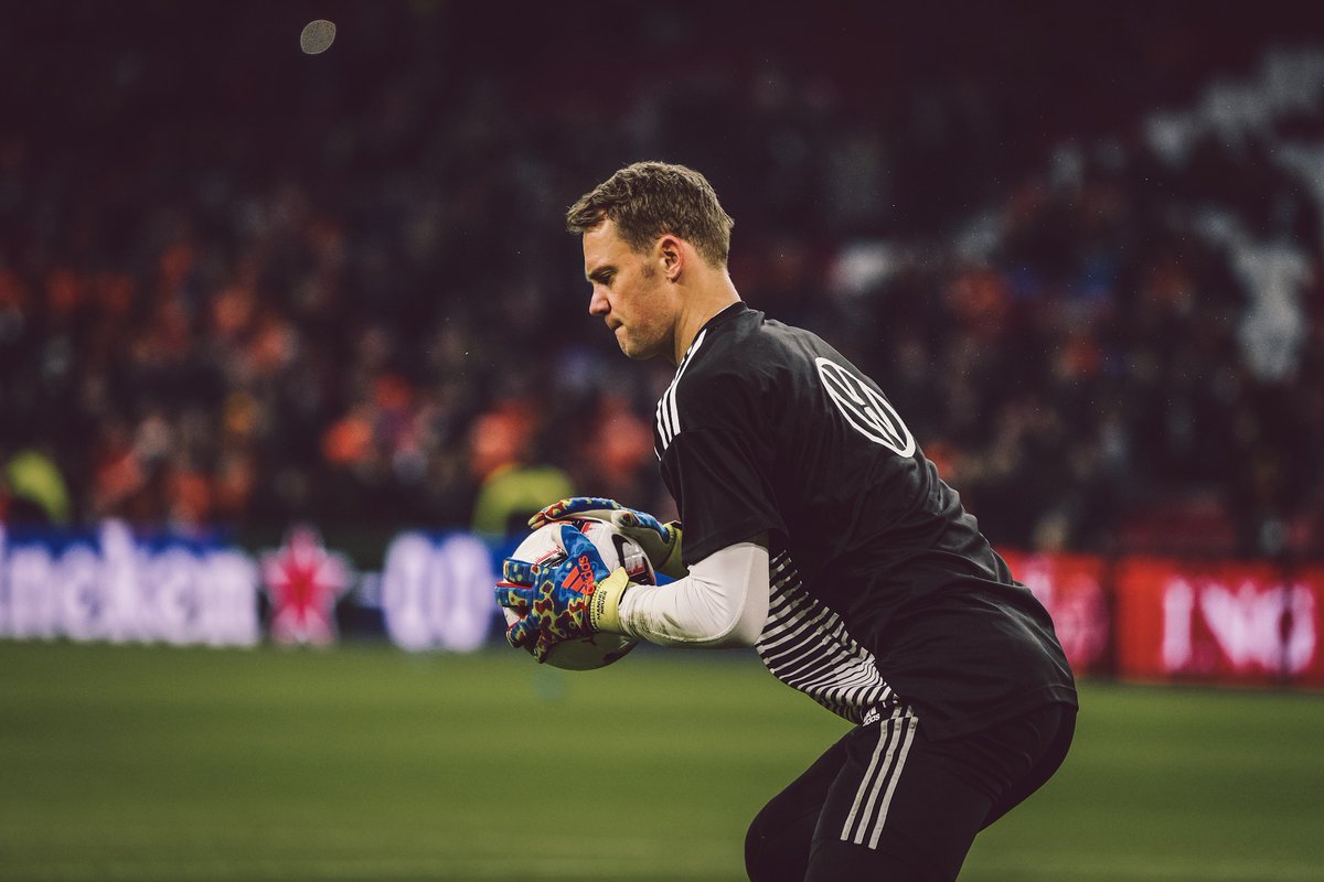 2 سوپرواکنش نویر مقابل هلند در 2 دقیقه