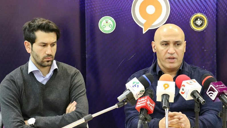 منصوریان: کفه ترازو به نفع سپاهان سنگینی میکند