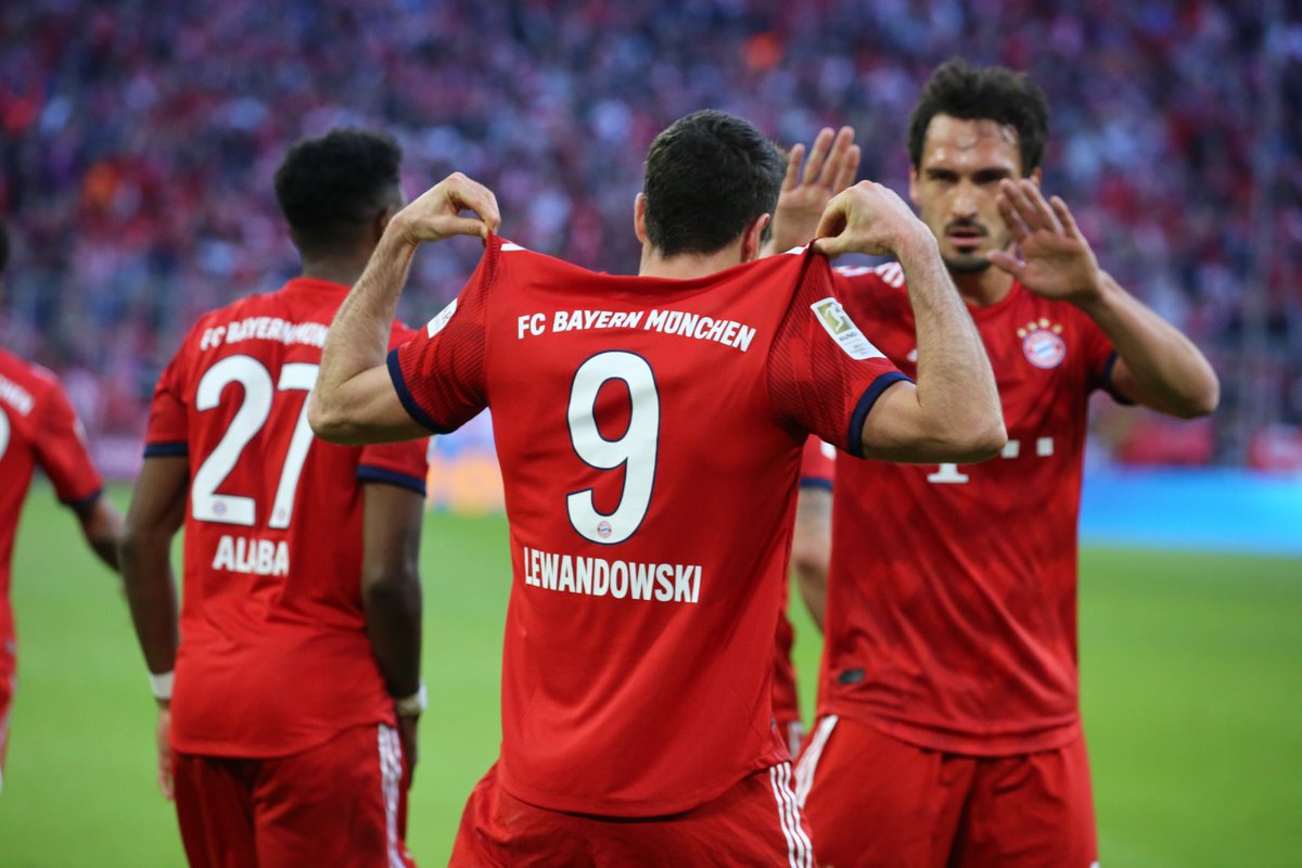 گل پنجم بایرن مونیخ به دورتموند (لواندوفسکی)