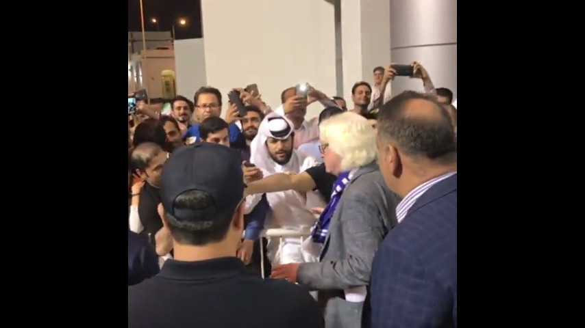 حضور وینفرد شفر در بین هواداران بعد از برد مقابل الهلال