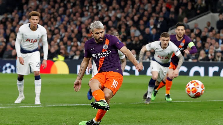 مهار پنالتی منچستر سیتی توسط لوریس دروازه بان تاتنهام