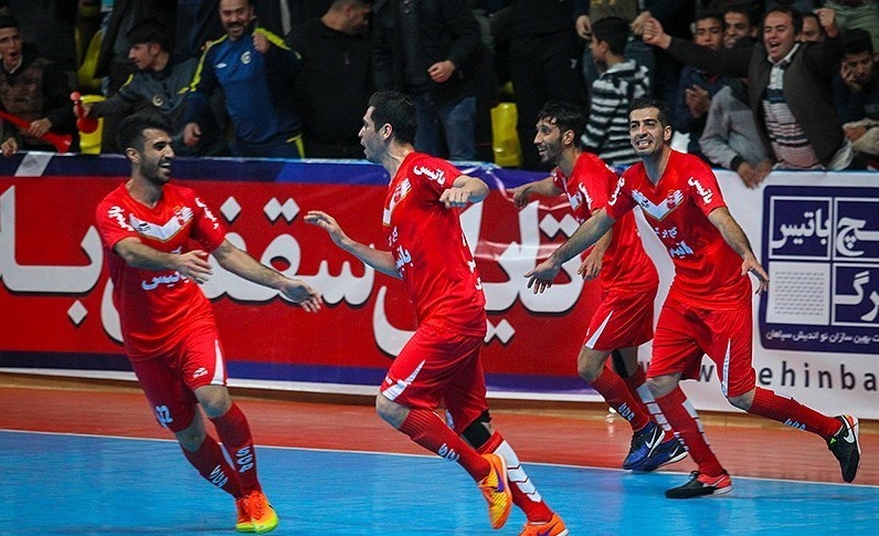 اولادقباد در گیتیپسند ماندنی شد