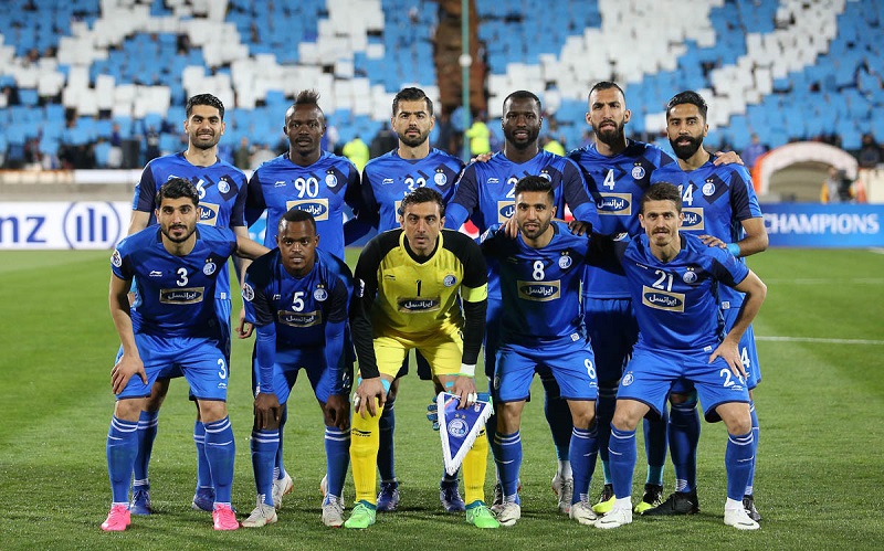 هافبک استقلال به دنبال لژیونر شدن