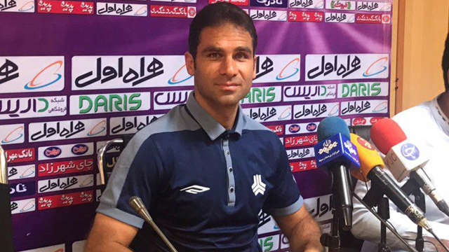 اختصاصی/ کنفرانس خبری ابراهیم صادقی پیش از بازی سایپا - نفت آبادان