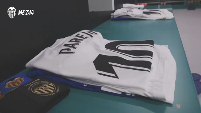 رختکن والنسیا برای تقابل با بارسلونا