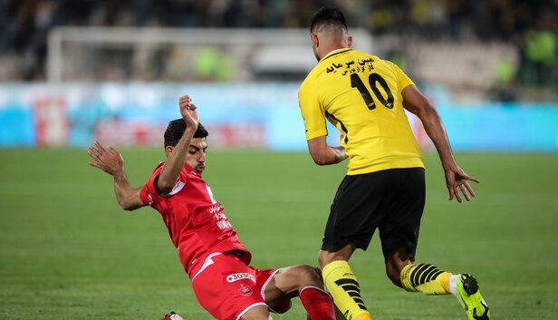 پیشکسوت پرسپولیس: بازیکنان باید مقابل سپاهان با آرامش بازی کنند