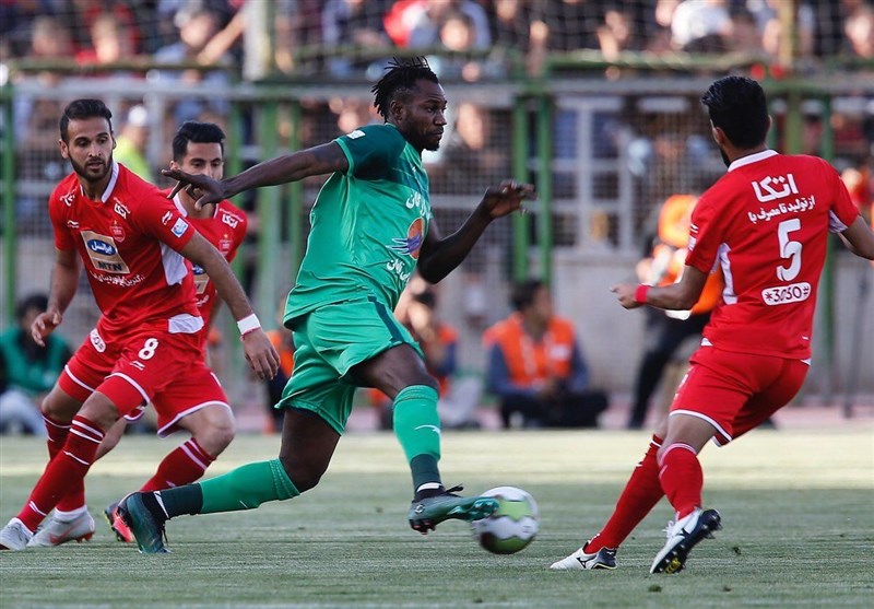 چالش باشگاه ذوب‌آهن برای حفظ مهاجمان تأثیرگذارش/ مطهری و کریستین اوساگوآنا جدا می‌شوند؟