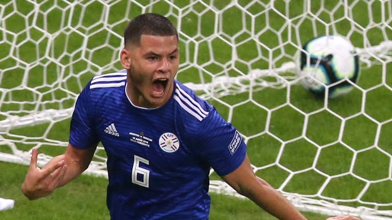 گل اول پاراگوئه به آرژانتین (سانچز)