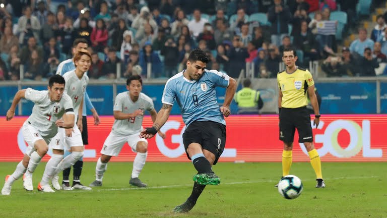 گل اول اروگوئه به ژاپن (لوییز سوارز)