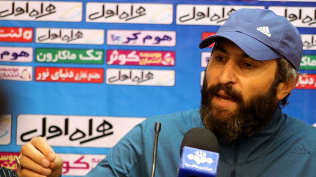 لطیفی: رضاوند را می توان با مجتبی جباری، محرم نويدكيا و يا ايمان مبعلی قیاس کرد