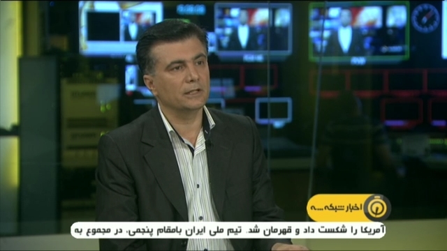 گفتگو با داوود رفعتی درباره استفاده از VAR در لیگ برتر ایران فوتبالی | 