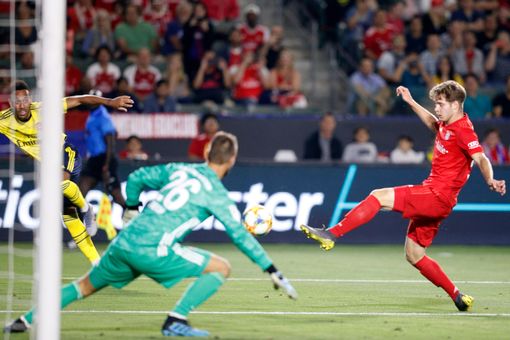 خلاصه بازی آرسنال 2-1 بایرن مونیخ