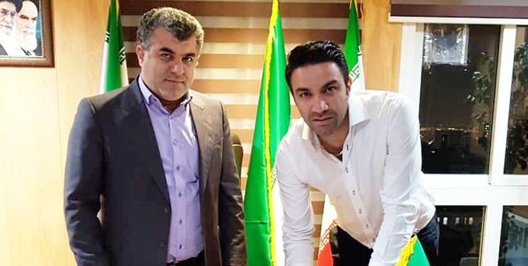 رضایی: خوشحساب بودن فولاد برخی بازیکنان را دچار سوءتفاهم کرده/ اجازه نمیدهم حاشیهسازی کنند