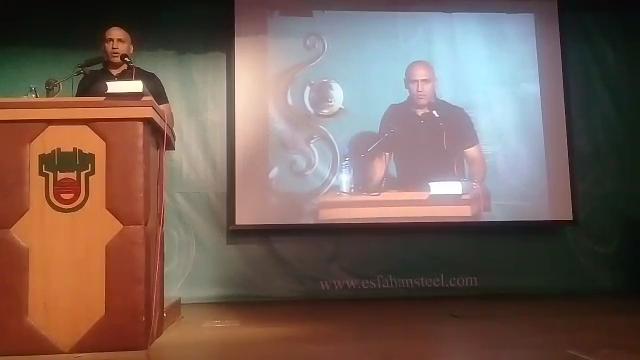 صحبت های منصوریان در حاشیه بازدید از کارخانه ذوب آهن اصفهان