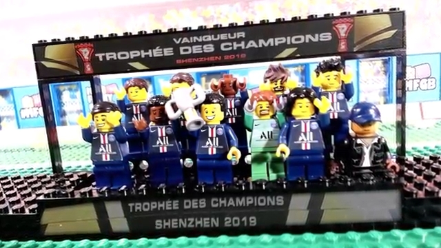 شبیه سازی بازی پاری سن ژرمن 2-1 رن با عروسک لگو