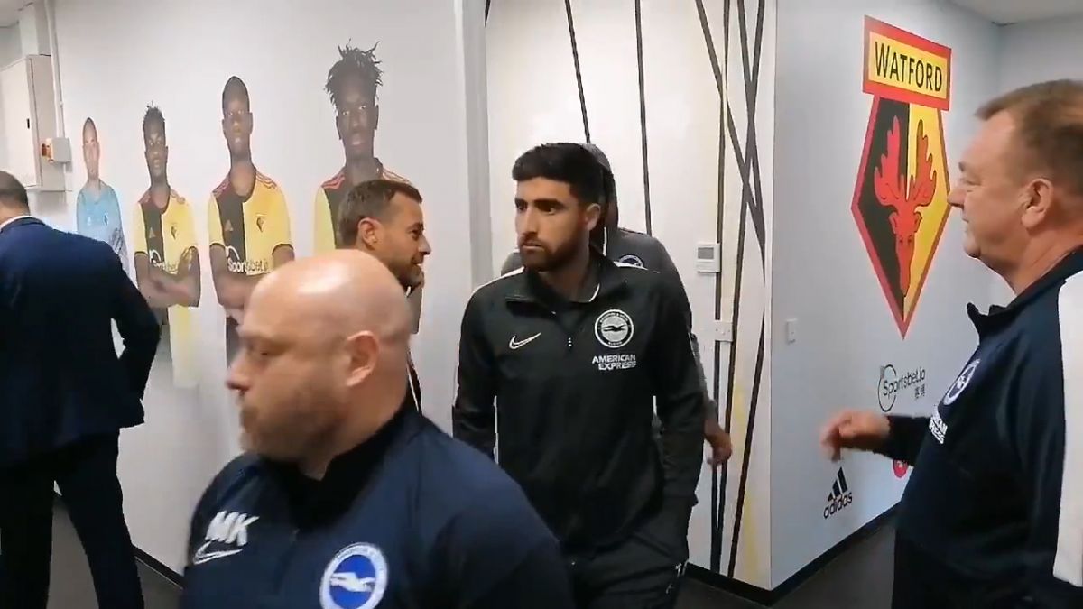 ورود جهانبخش و یارانش به ورزشگاه برای بازی با واتفورد