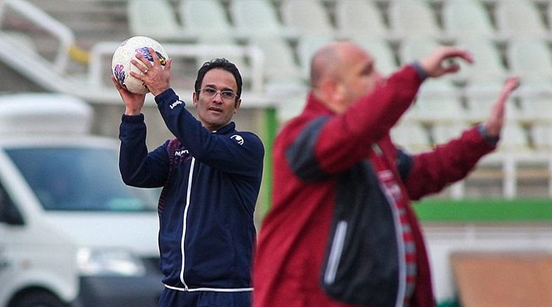 پیشکسوت پرسپولیس: میترسم کالدرون از آن سوی بام بیفتد