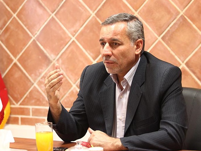 کریمی: هر جایی بازی پخش مستقیم است، شیرازی را میبینیم!