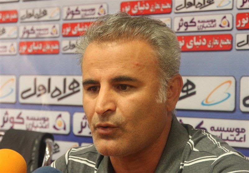 خرمگاه: رویا پردازی نمیکنیم