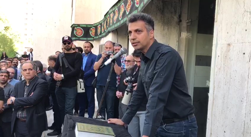 اختصاصی/ صحبت های عادل فردوسی پور در مراسم تشییع مهدی شادمانی