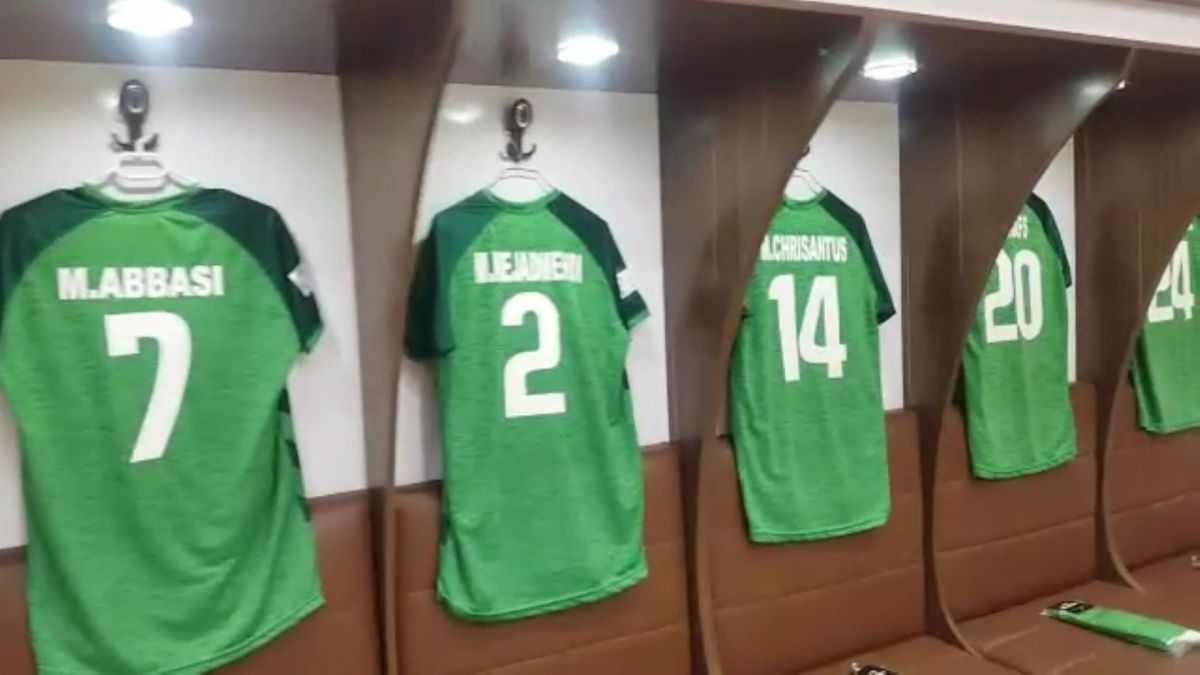 اختصاصی/ رختکن تیم فوتبال ذوب آهن و تراکتور پیش از بازی امروز