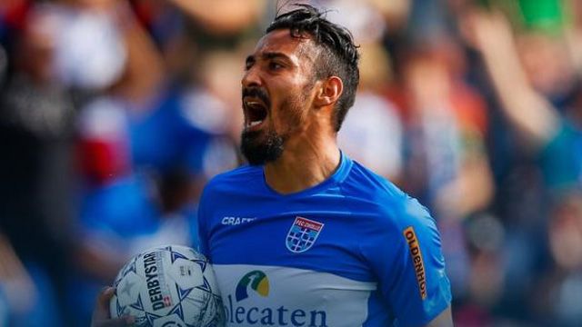 پوکر رضا قوچان نژاددر لیگ هلند مقابل والویک پس از حضور در 30 دقیقه پایانی