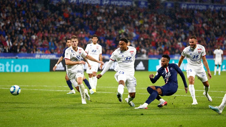 گل اول پاری سن ژرمن به لیون (نیمار)