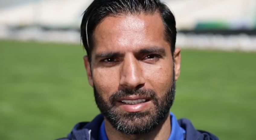 اكران مردمى آبی به رنگ آسمان از ساعت هجده و چهل و پنج دقيقه امشب در پرديس سينمايى ملت با حضور شاهين بيانى، هادى طباطبايى، اميرحسين صادقى و امير رفيعى كارگردان برگزار خواهد شد